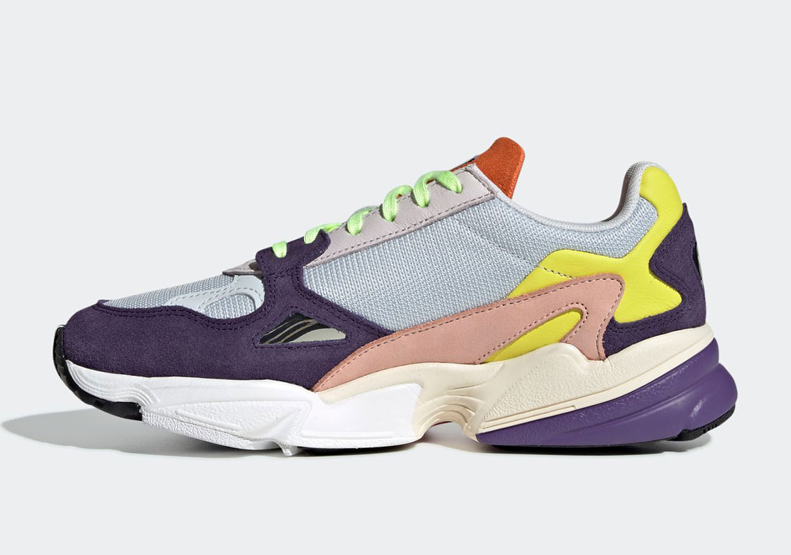 Falcon color block