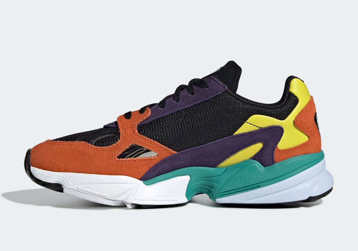 Falcon color block